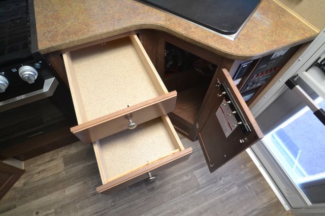 2020 Northwood Arctic Fox 992