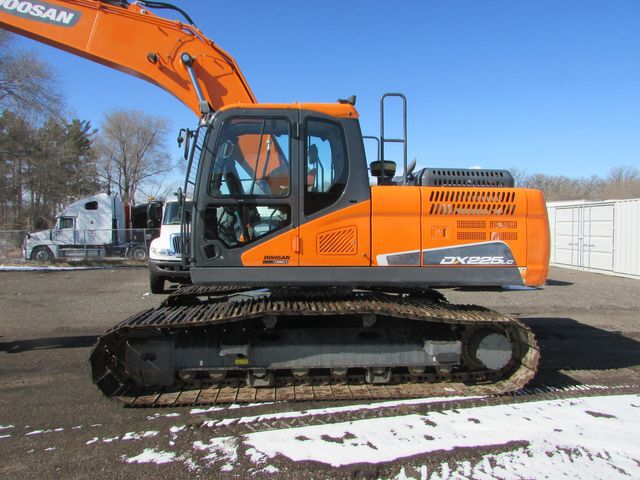 2020 Doosan DX225LC Excavator with Thumb  | St Cloud MN | NorthStar Truck Sales