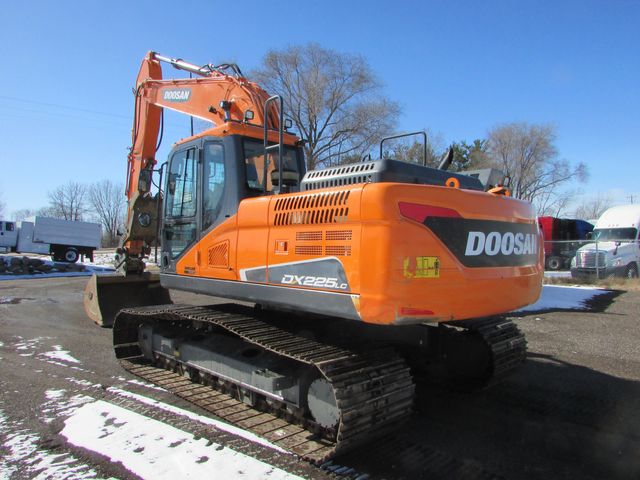 2020 Doosan DX225LC Excavator with Thumb  | St Cloud MN | NorthStar Truck Sales