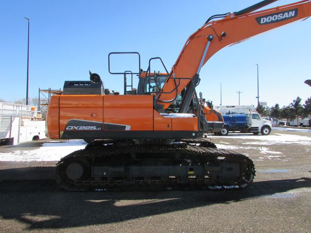 2020 Doosan DX225LC Excavator with Thumb  | St Cloud MN | NorthStar Truck Sales