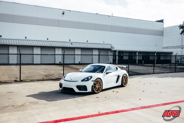 2020 Porsche 718 Cayman GT4 2020 Porsche 718 Cayman GT4