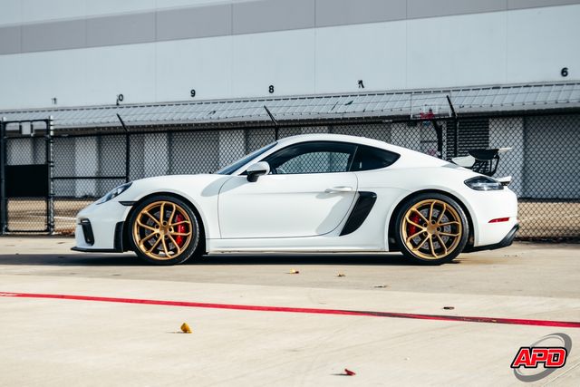 2020 Porsche 718 Cayman GT4 2020 Porsche 718 Cayman GT4