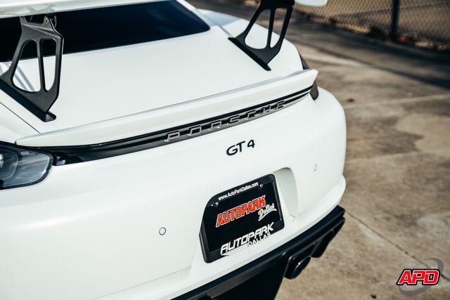 2020 Porsche 718 Cayman GT4 2020 Porsche 718 Cayman GT4