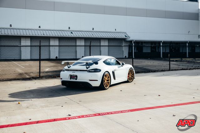 2020 Porsche 718 Cayman GT4 2020 Porsche 718 Cayman GT4
