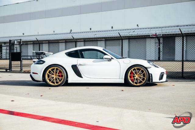 2020 Porsche 718 Cayman GT4 2020 Porsche 718 Cayman GT4