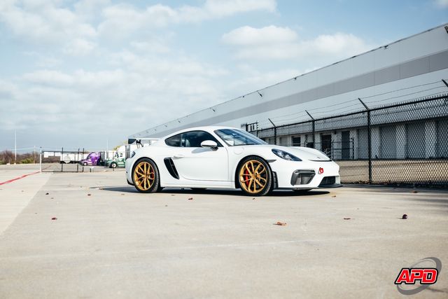 2020 Porsche 718 Cayman GT4 2020 Porsche 718 Cayman GT4