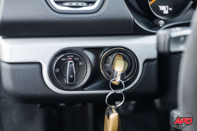 2020 Porsche 718 Cayman GT4 2020 Porsche 718 Cayman GT4