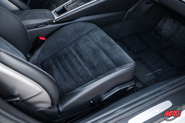 2020 Porsche 718 Cayman GT4 2020 Porsche 718 Cayman GT4