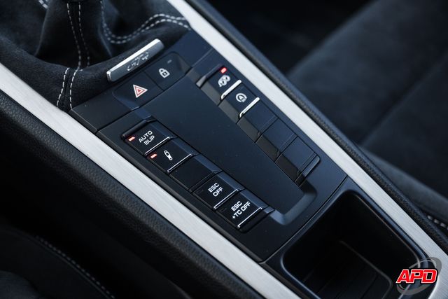 2020 Porsche 718 Cayman GT4 2020 Porsche 718 Cayman GT4