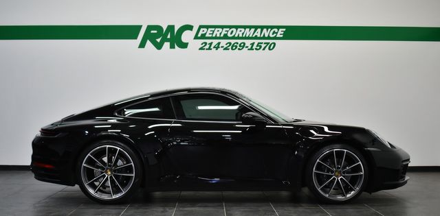 2020 Porsche 911 Carrera