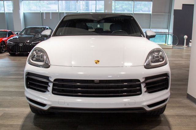 2020 Porsche Cayenne Coupe Premium/22" 911 Wheels
