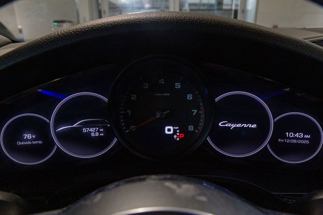 2020 Porsche Cayenne 21" Turbo Platinum Wheels Premium Package