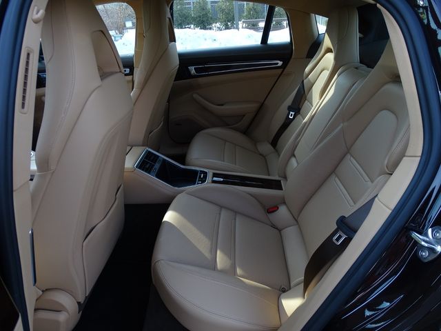 2020 Porsche Panamera Base