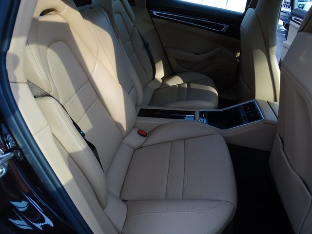 2020 Porsche Panamera Base