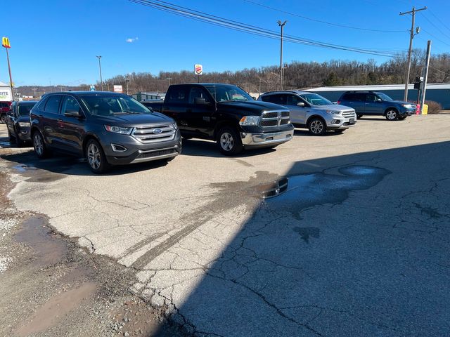 2020 Ram 1500 Crew  4X4 SLT