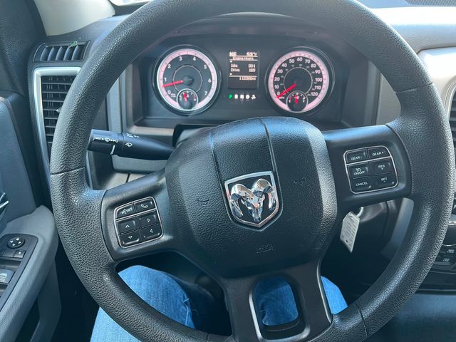 2020 Ram 1500 Crew  4X4 SLT