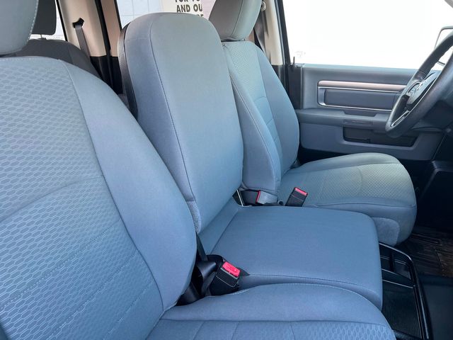 2020 Ram 1500 Crew  4X4 SLT