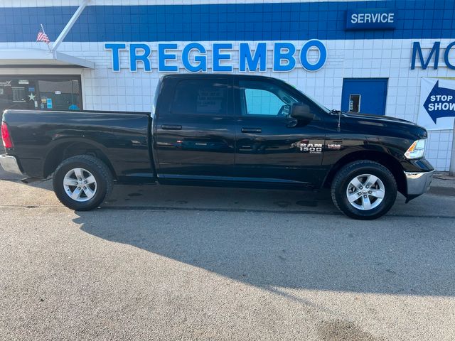 2020 Ram 1500 Crew  4X4 SLT