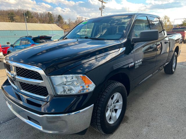 2020 Ram 1500 Crew  4X4 SLT