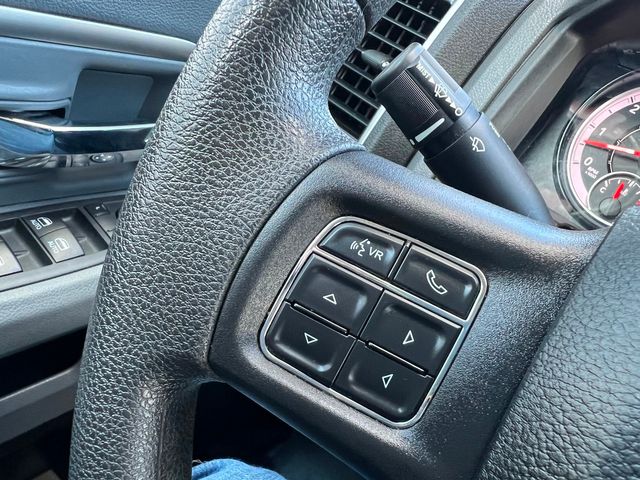 2020 Ram 1500 Crew  4X4 SLT