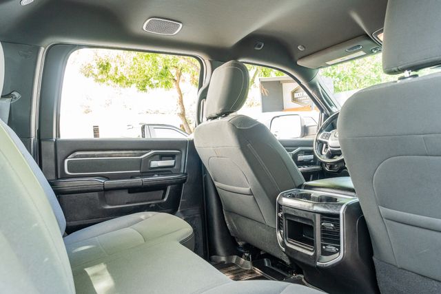 2020 Ram 2500 Lone Star CREW CAB 4X4 / NIGHT EDITION | Austin, TX | Rocky Mountain Truck Stop Austin 2020 Ram 2500 Lone Star CREW CAB 4X4 / NIGHT EDITION | Austin, TX | Rocky Mountain Truck Stop Austin