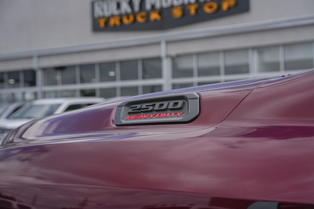 2020 Ram 2500 Laramie NIGHT CREW CAB 4X4 / BIG SCREEN / LOADED | Dallas, TX | Rocky Mountain Truck Stop Dallas