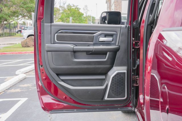 2020 Ram 2500 Laramie NIGHT CREW CAB 4X4 / BIG SCREEN / LOADED | Dallas, TX | Rocky Mountain Truck Stop Dallas 2020 Ram 2500 Laramie NIGHT CREW CAB 4X4 / BIG SCREEN / LOADED | Dallas, TX | Rocky Mountain Truck Stop Dallas