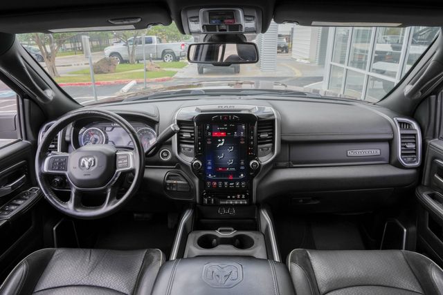 2020 Ram 2500 Laramie NIGHT CREW CAB 4X4 / BIG SCREEN / LOADED | Dallas, TX | Rocky Mountain Truck Stop Dallas