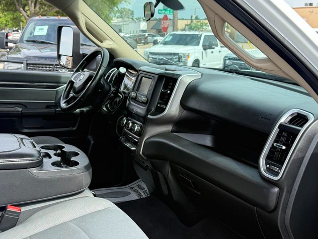 2020 Ram 3500 4x4 DUALLY 6.7L DIESEL BIG HORN