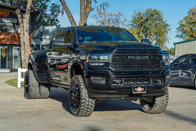 2020 Ram 3500 Limited MEGA CAB 4X4 / 6.7L DIESEL / CLEAN CARFAX | Austin, TX | Rocky Mountain Truck Stop Austin 2020 Ram 3500 Limited MEGA CAB 4X4 / 6.7L DIESEL / CLEAN CARFAX | Austin, TX | Rocky Mountain Truck Stop Austin