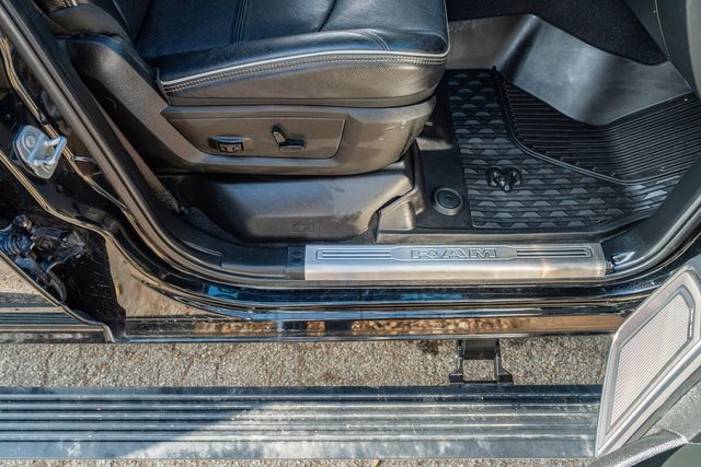 2020 Ram 3500 Limited MEGA CAB 4X4 / 6.7L DIESEL / CLEAN CARFAX | Austin, TX | Rocky Mountain Truck Stop Austin 2020 Ram 3500 Limited MEGA CAB 4X4 / 6.7L DIESEL / CLEAN CARFAX | Austin, TX | Rocky Mountain Truck Stop Austin