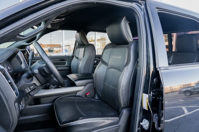 2020 Ram 3500 Laramie DRW AISIN TRANS W/ UPGRADES / BIG SCREEN | Austin, TX | Rocky Mountain Truck Stop Austin 2020 Ram 3500 Laramie DRW AISIN TRANS W/ UPGRADES / BIG SCREEN | Austin, TX | Rocky Mountain Truck Stop Austin