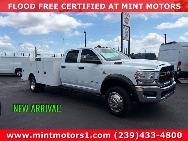 2020 Ram 4500 4x2 CREW CAB 84