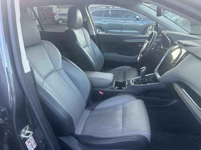 2020 Subaru Outback Limited | Ashland, OR | Ashland Motor Company 2020 Subaru Outback Limited | Ashland, OR | Ashland Motor Company