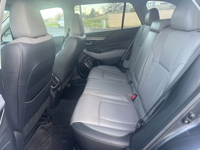 2020 Subaru Outback Limited | Ashland, OR | Ashland Motor Company 2020 Subaru Outback Limited | Ashland, OR | Ashland Motor Company