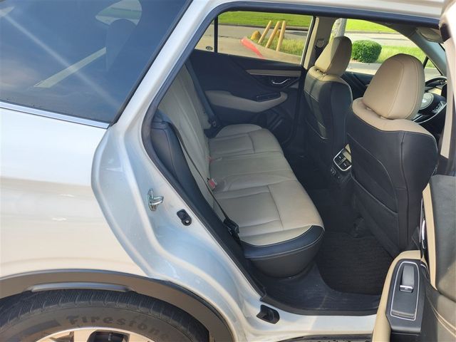 2020 Subaru Outback Limited LEATHER AWD FUEL ECONOMY PEARL PAINT CLEAN 2020 Subaru Outback Limited LEATHER AWD FUEL ECONOMY PEARL PAINT CLEAN