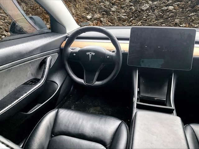 2020 Tesla Model 3 Standard