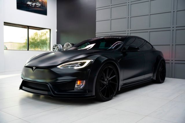 2020 Tesla Model S Performance
