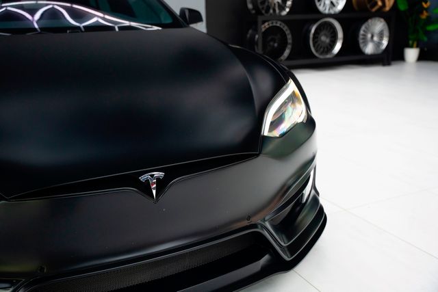 2020 Tesla Model S Performance