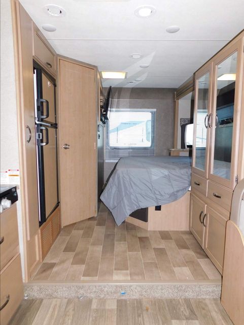 2020 Thor Chateau 24F