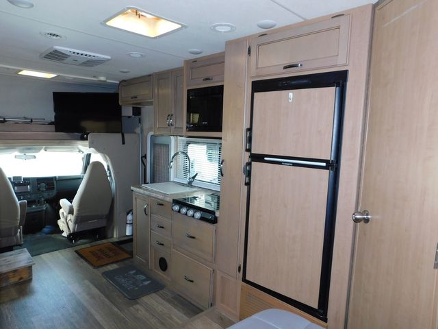 2020 Thor Chateau 24F