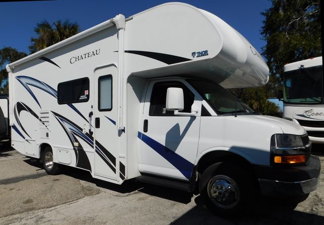 2020 Thor Chateau 24F