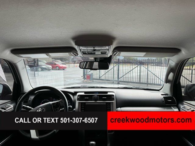 2020 Toyota 4Runner SR5 Premium 4x4 4.0L V6 Leather Financing Nav NICE 2020 Toyota 4Runner SR5 Premium 4x4 4.0L V6 Leather Financing Nav NICE