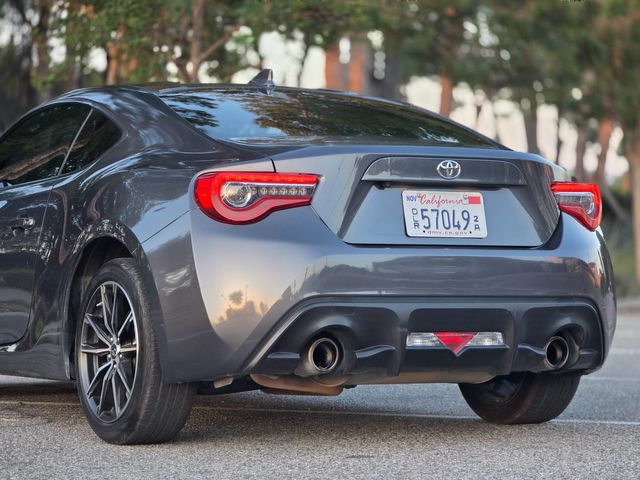 2020 Toyota 86 Base | Reseda, CA | Angeles Auto Alliance