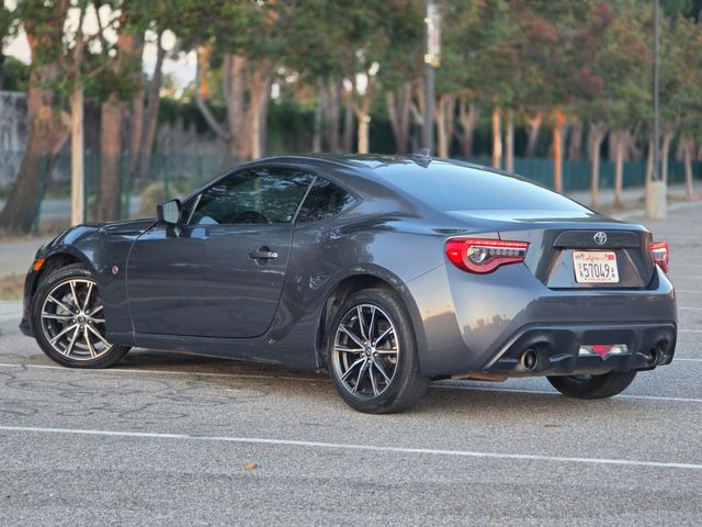 2020 Toyota 86 Base | Reseda, CA | Angeles Auto Alliance