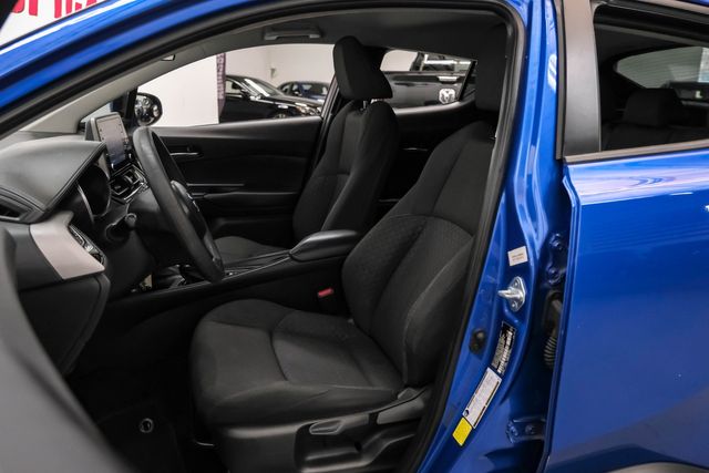 2020 Toyota C-HR LE | Addison, TX | Addison Autoplex 2020 Toyota C-HR LE | Addison, TX | Addison Autoplex