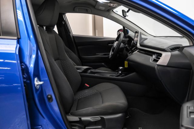 2020 Toyota C-HR LE | Addison, TX | Addison Autoplex 2020 Toyota C-HR LE | Addison, TX | Addison Autoplex