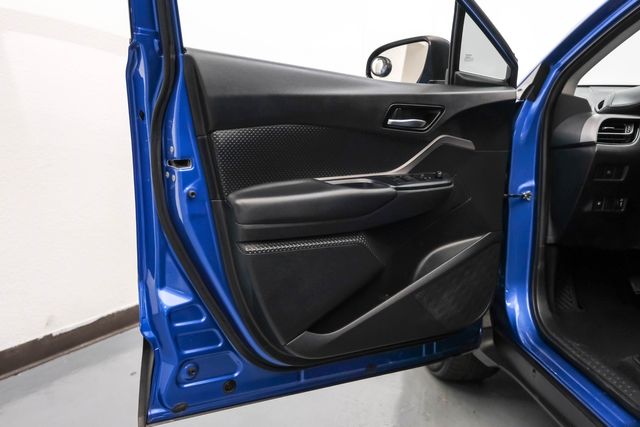 2020 Toyota C-HR LE | Addison, TX | Addison Autoplex 2020 Toyota C-HR LE | Addison, TX | Addison Autoplex