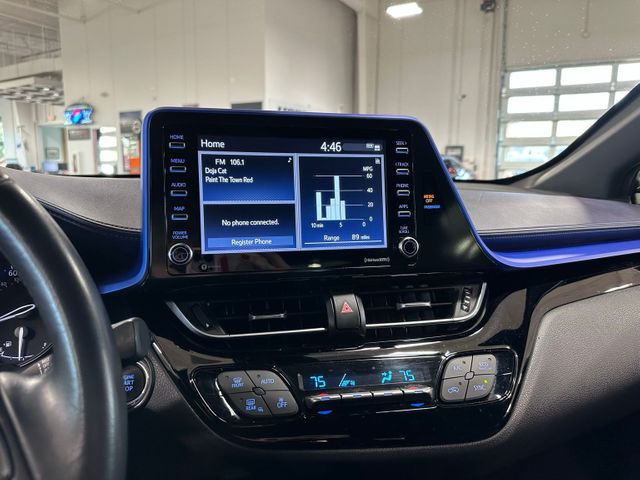 2020 Toyota C-HR XLE | Irving, Texas | Hopper Motorplex 2020 Toyota C-HR XLE | Irving, Texas | Hopper Motorplex