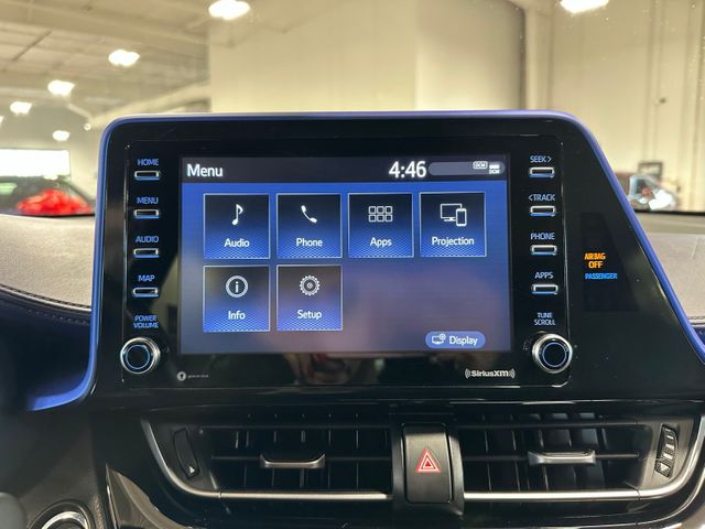 2020 Toyota C-HR XLE | Irving, Texas | Hopper Motorplex 2020 Toyota C-HR XLE | Irving, Texas | Hopper Motorplex